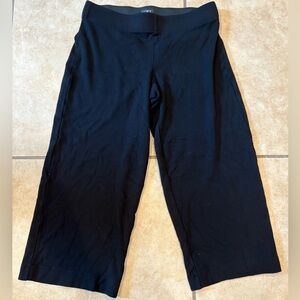 Loft Black Crop Pants. Size: XSP